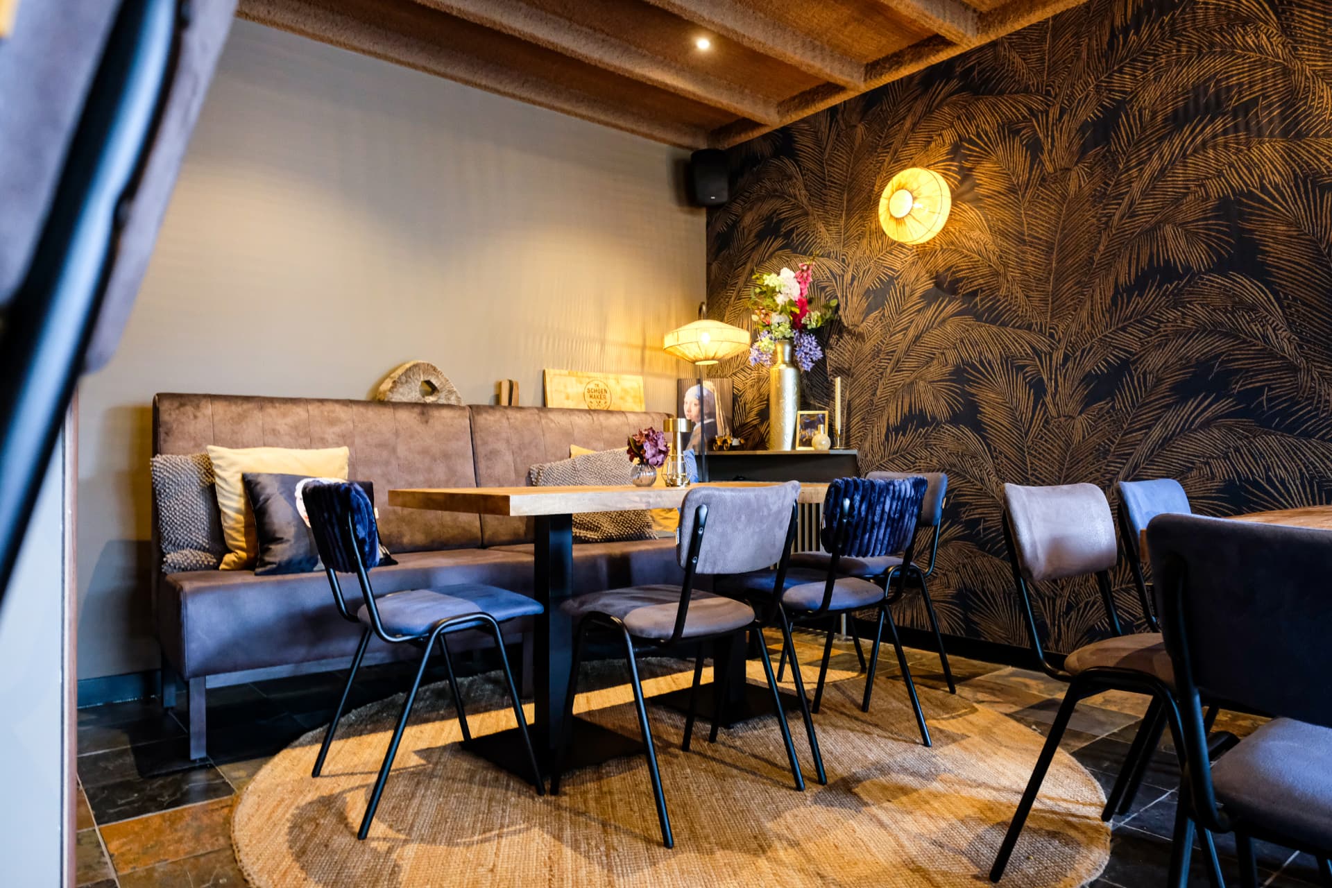 Interieur van een eetcafé