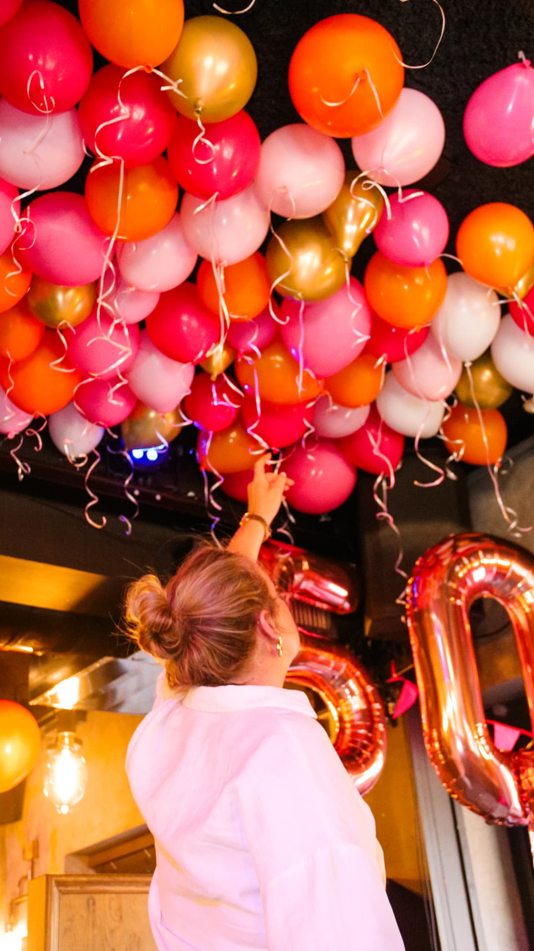 Ballonnenplafond bij een feest